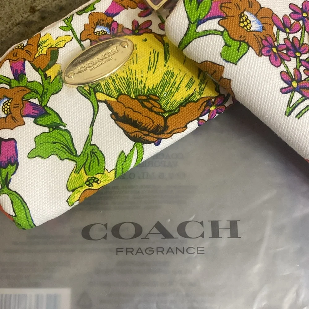 Coach Multicolor Floral Pouch with 7.5 ml Wild Rose Perfume - Picture 7 of 7